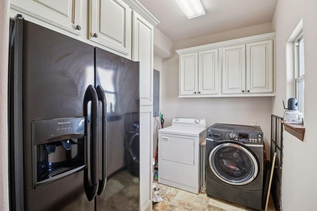 206 China Clipper Drive, Freeport, TX 77541