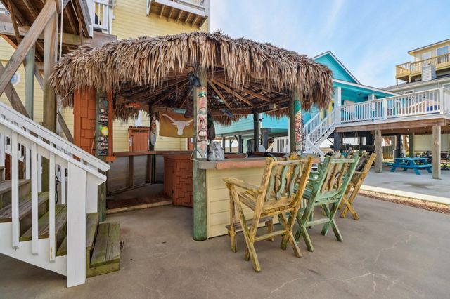 206 China Clipper Drive, Freeport, TX 77541