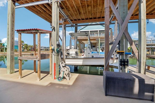 206 China Clipper Drive, Freeport, TX 77541