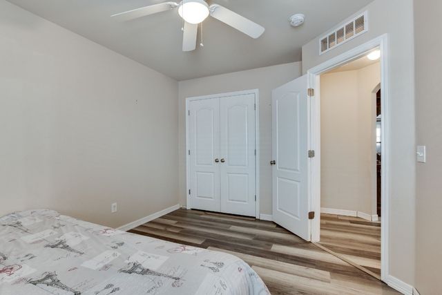 2113 SE 8th Street, Moore, OK 73160