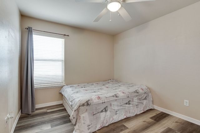 2113 SE 8th Street, Moore, OK 73160