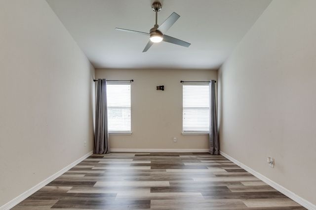 2113 SE 8th Street, Moore, OK 73160