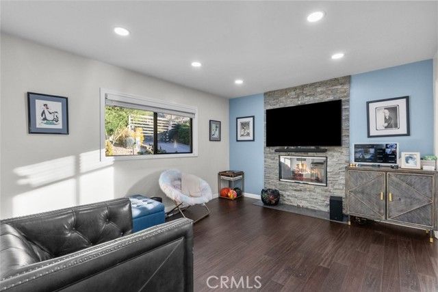 5481 Ocean View Boulevard, La Canada Flintridge, CA 91011