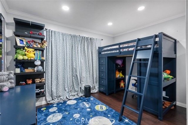 5481 Ocean View Boulevard, La Canada Flintridge, CA 91011