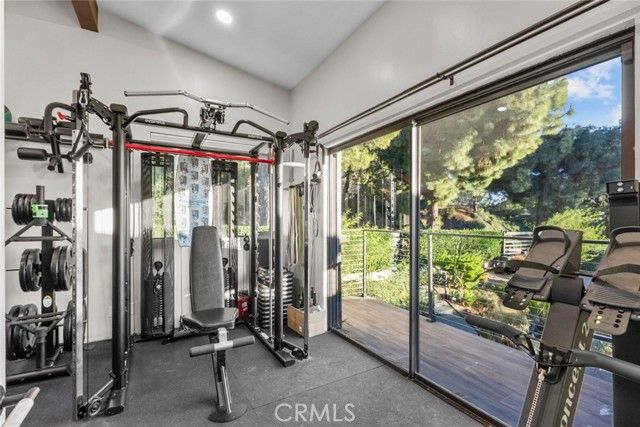 5481 Ocean View Boulevard, La Canada Flintridge, CA 91011