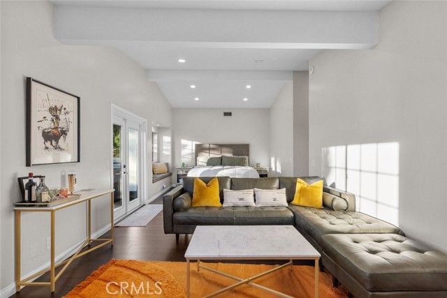 5481 Ocean View Boulevard, La Canada Flintridge, CA 91011