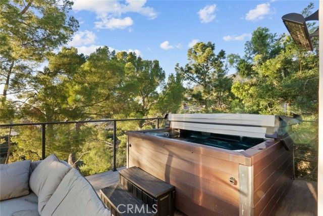 5481 Ocean View Boulevard, La Canada Flintridge, CA 91011