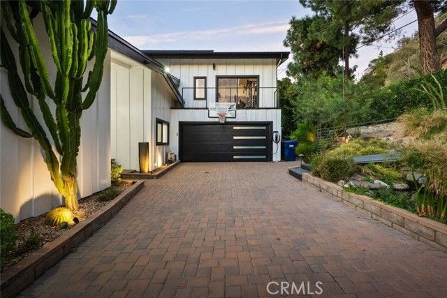 5481 Ocean View Boulevard, La Canada Flintridge, CA 91011