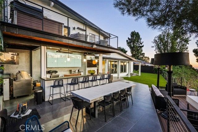 5481 Ocean View Boulevard, La Canada Flintridge, CA 91011