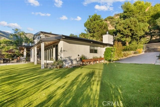 5481 Ocean View Boulevard, La Canada Flintridge, CA 91011