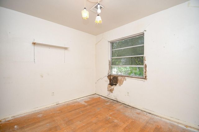 4231 S Acres Drive, Houston, TX 77047