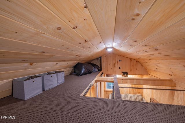 4966 Old Asheville Highway, Flag Pond, TN 37657