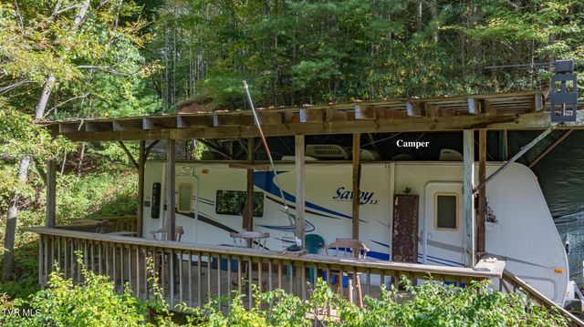 4966 Old Asheville Highway, Flag Pond, TN 37657