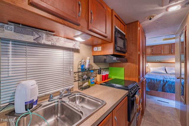 4966 Old Asheville Highway, Flag Pond, TN 37657