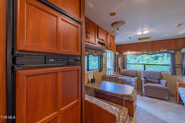 4966 Old Asheville Highway, Flag Pond, TN 37657