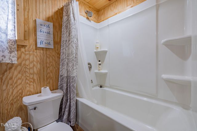 4966 Old Asheville Highway, Flag Pond, TN 37657