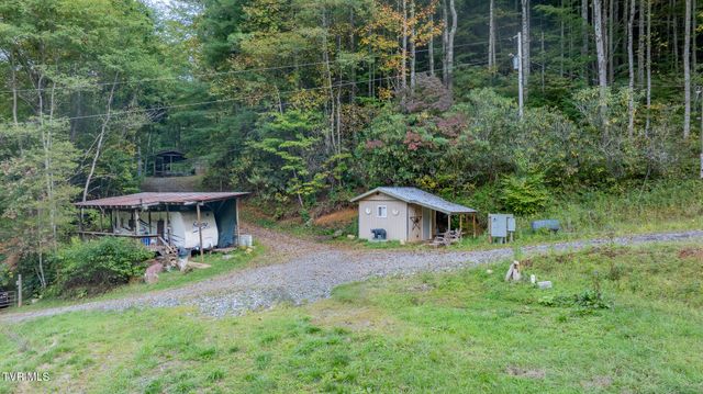 4966 Old Asheville Highway, Flag Pond, TN 37657