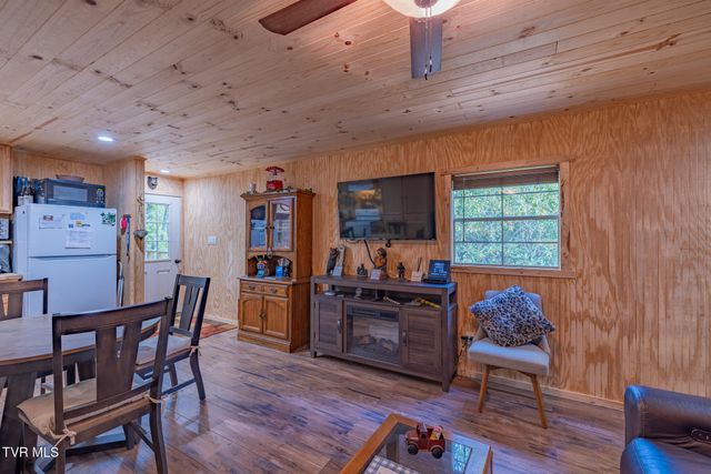 4966 Old Asheville Highway, Flag Pond, TN 37657