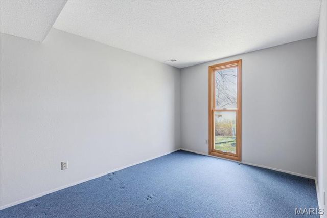 2181 Cherrycove Court, Maryland Heights, MO 63043