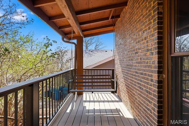 2181 Cherrycove Court, Maryland Heights, MO 63043