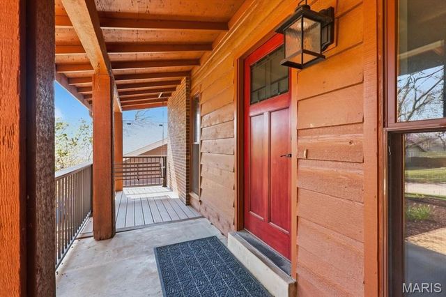 2181 Cherrycove Court, Maryland Heights, MO 63043