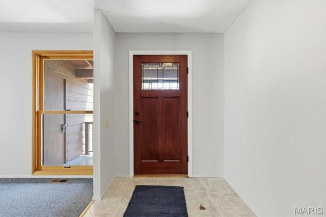 2181 Cherrycove Court, Maryland Heights, MO 63043