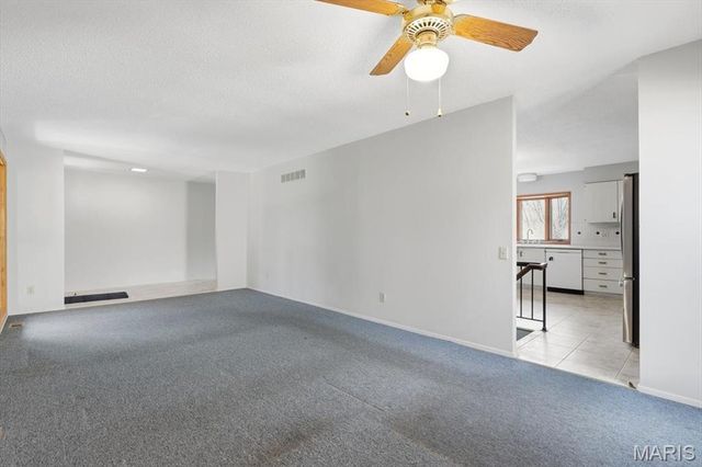 2181 Cherrycove Court, Maryland Heights, MO 63043