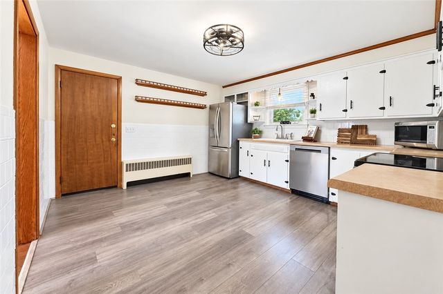 156 Pawtuxet Terrace, West Warwick, RI 02893