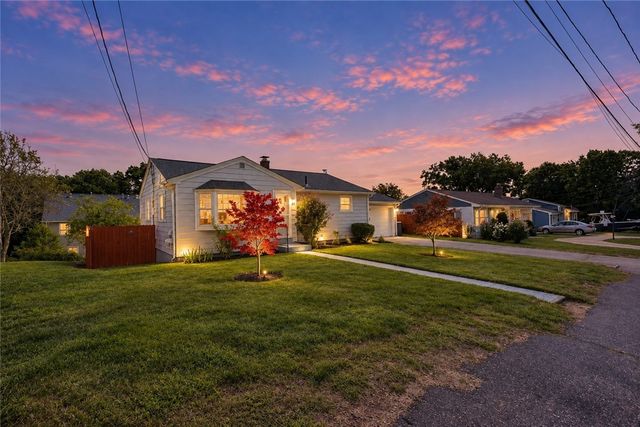 156 Pawtuxet Terrace, West Warwick, RI 02893