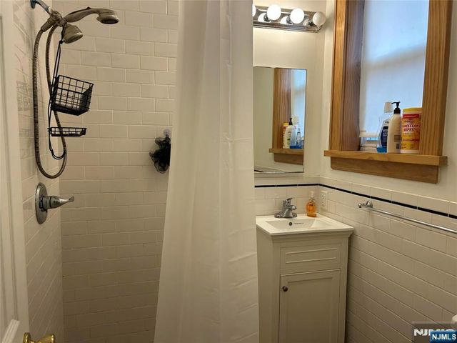 1109 Main Avenue 2, Clifton, NJ 07011