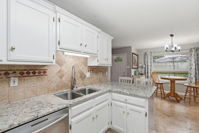 152 Carnelian Drive, Sherwood, AR 72120