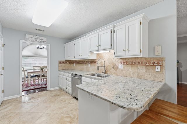 152 Carnelian Drive, Sherwood, AR 72120