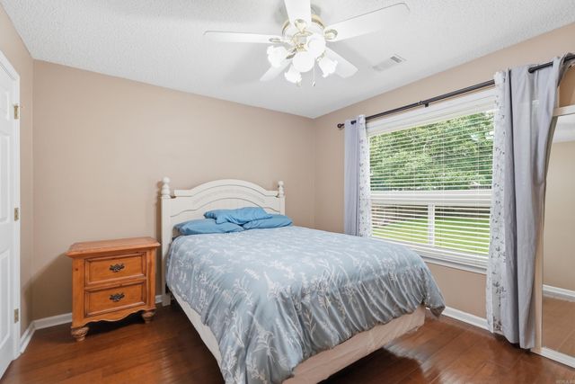 152 Carnelian Drive, Sherwood, AR 72120