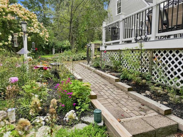 9 Rosewell Road, Bedford, NH 03110