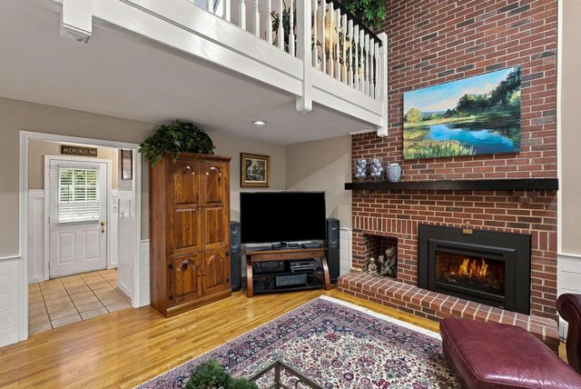 9 Rosewell Road, Bedford, NH 03110