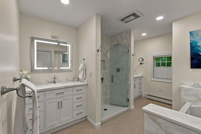 9 Rosewell Road, Bedford, NH 03110
