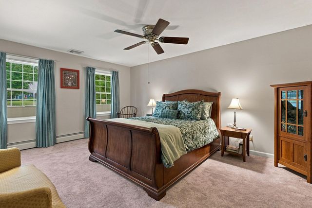 9 Rosewell Road, Bedford, NH 03110