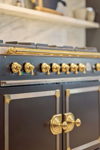 7573 Whiskey Rd, College Grove, TN 37046