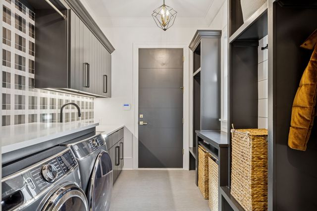 7573 Whiskey Rd, College Grove, TN 37046