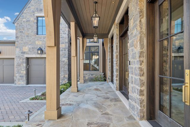 7573 Whiskey Rd, College Grove, TN 37046