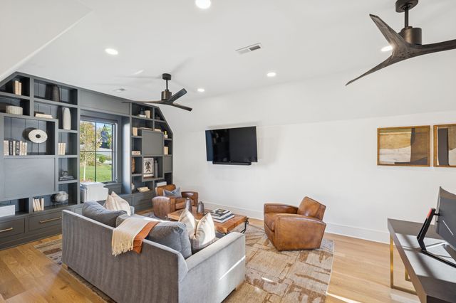 7573 Whiskey Rd, College Grove, TN 37046