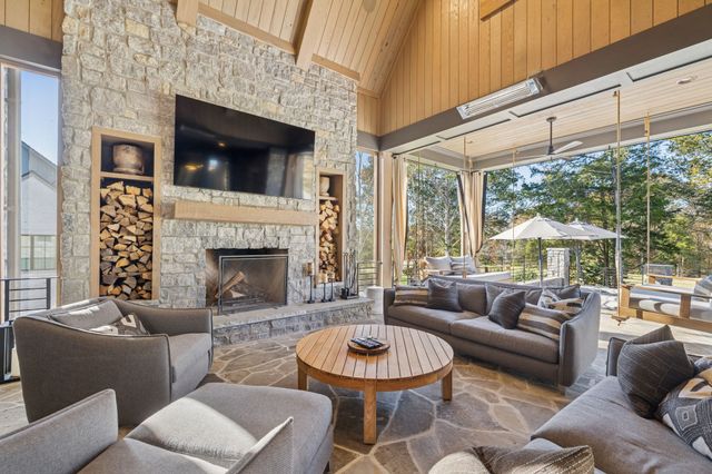 7573 Whiskey Rd, College Grove, TN 37046