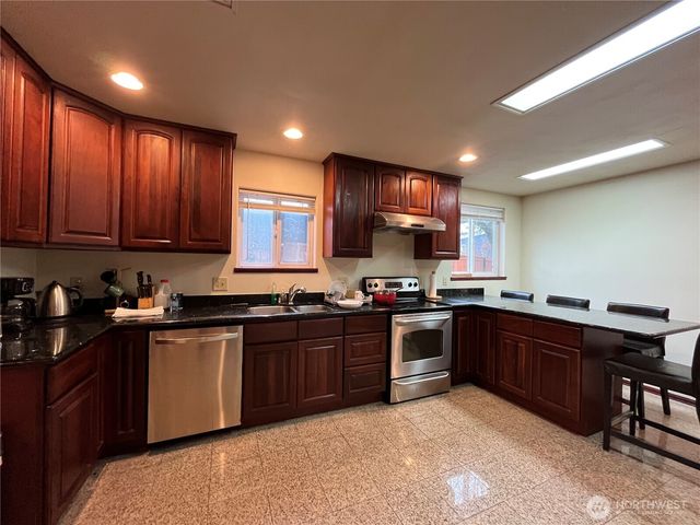 14231 53rd Avenue S, Tukwila, WA 98168