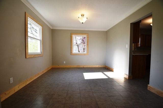 2115 Ashworth Road, West Des Moines, IA 50265