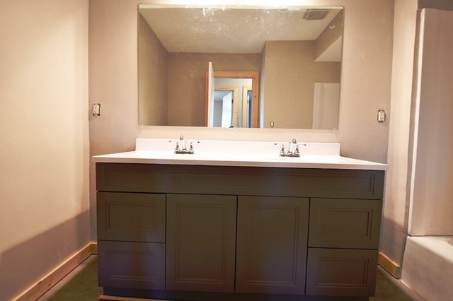 2115 Ashworth Road, West Des Moines, IA 50265