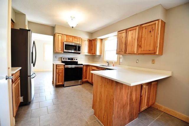 2115 Ashworth Road, West Des Moines, IA 50265