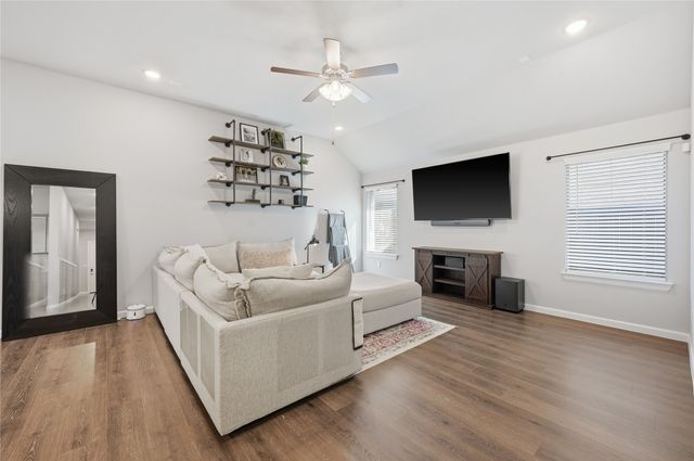 12448 Iveson Drive, Fort Worth, TX 76052