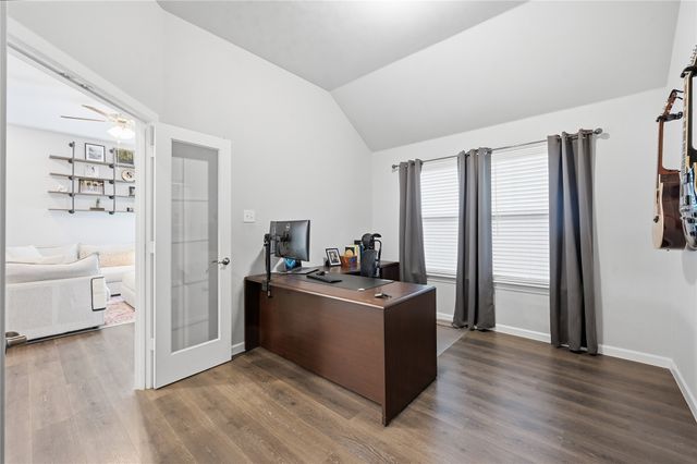 12448 Iveson Drive, Fort Worth, TX 76052