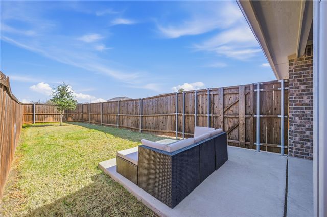 12448 Iveson Drive, Fort Worth, TX 76052