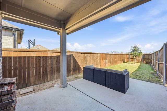 12448 Iveson Drive, Fort Worth, TX 76052